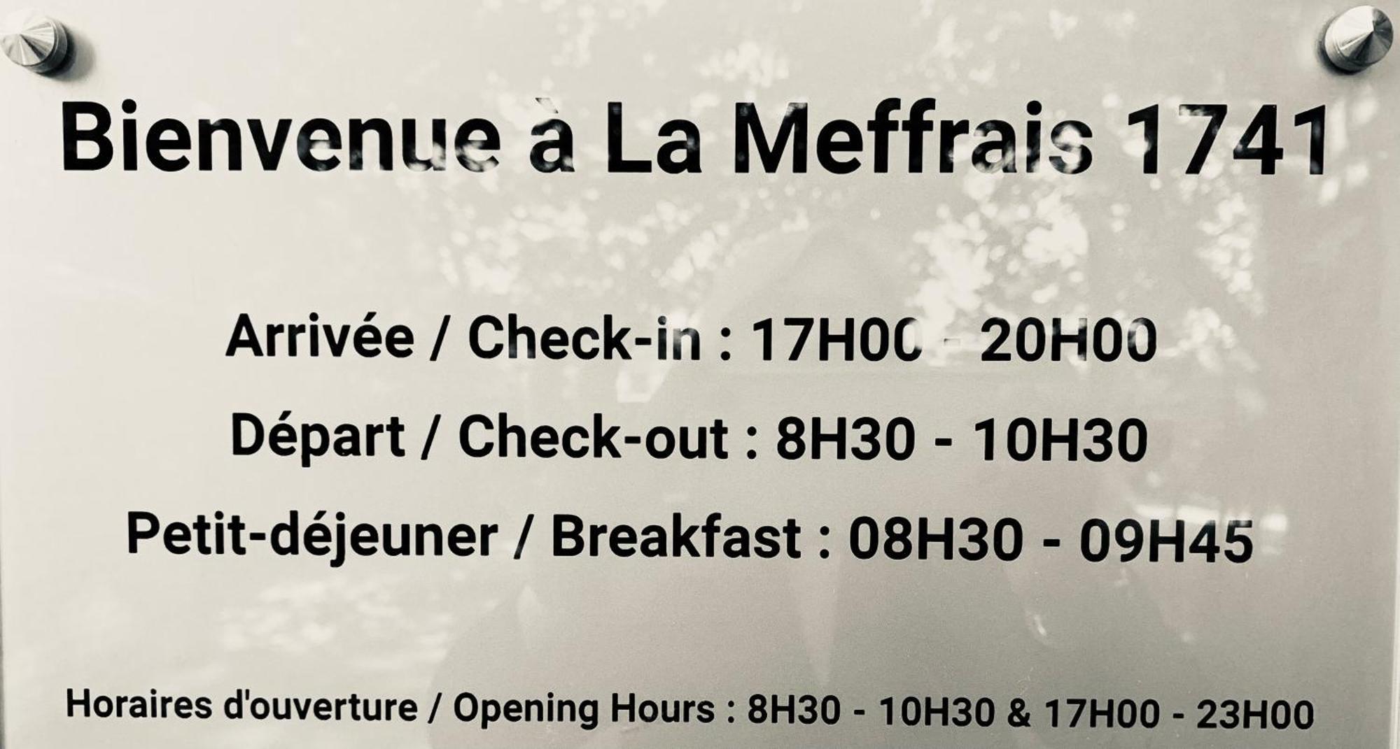 La Meffrais 1741 Bed and Breakfast Dinan Buitenkant foto