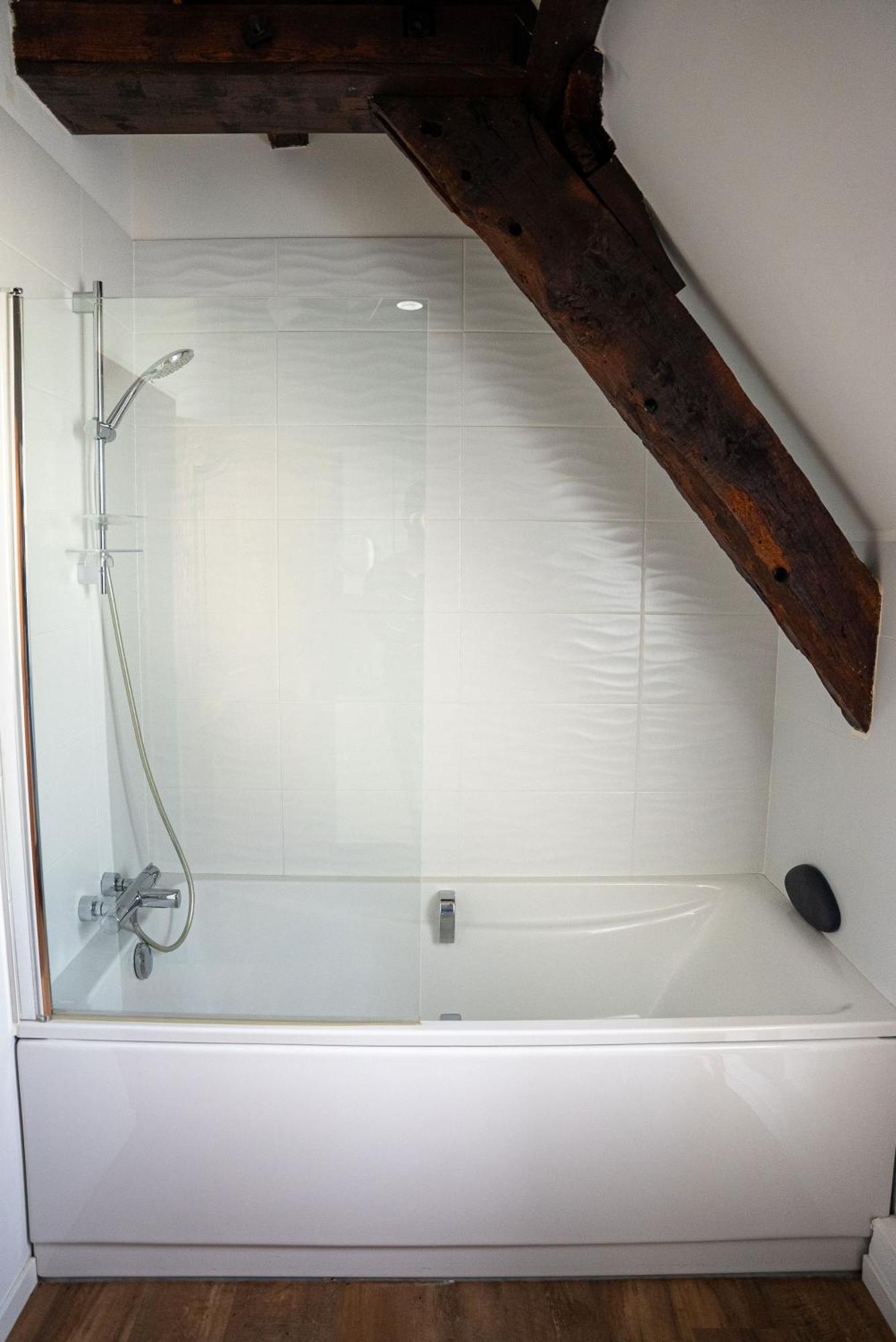 La Meffrais 1741 Bed and Breakfast Dinan Kamer foto