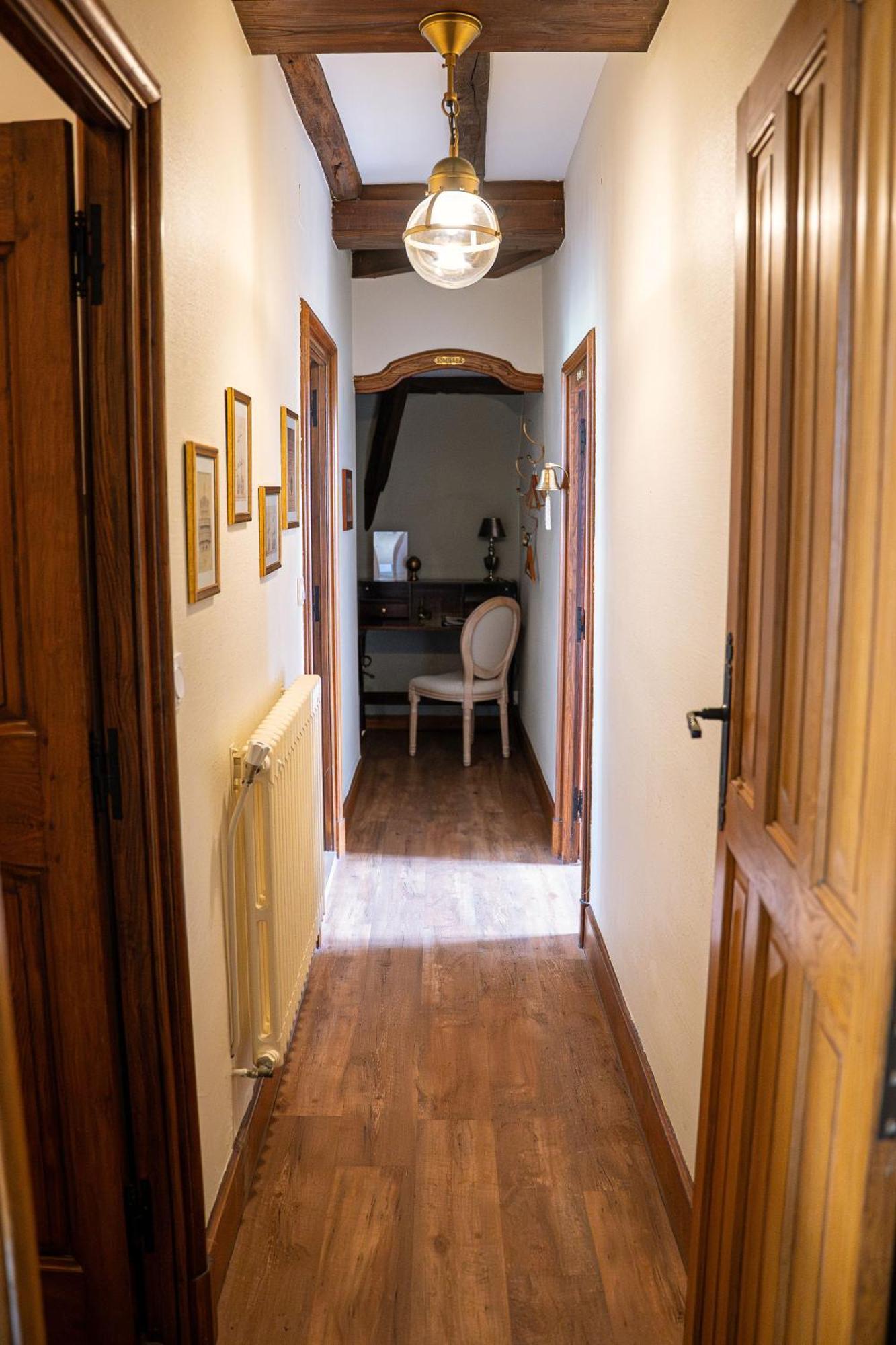 La Meffrais 1741 Bed and Breakfast Dinan Kamer foto